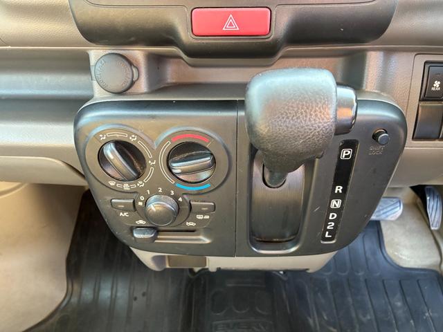 エブリイ ジョインターボ　４ＷＤ　両側スライドドア　電動格納ミラー　ＣＤ　ミュージックプレイヤー接続可　アルミホイール　エアコン　パワーステアリング　パワーウィンドウ（13枚目）