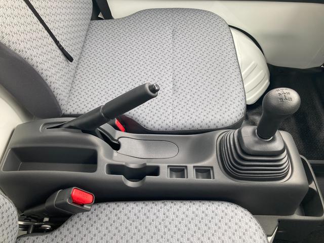 キャリイトラック ＫＣエアコン・パワステ　４ＷＤ　ＭＴ　衝突被害軽減システム　ＥＳＣ　エアコン　運転席エアバッグ　助手席エアバッグ（12枚目）