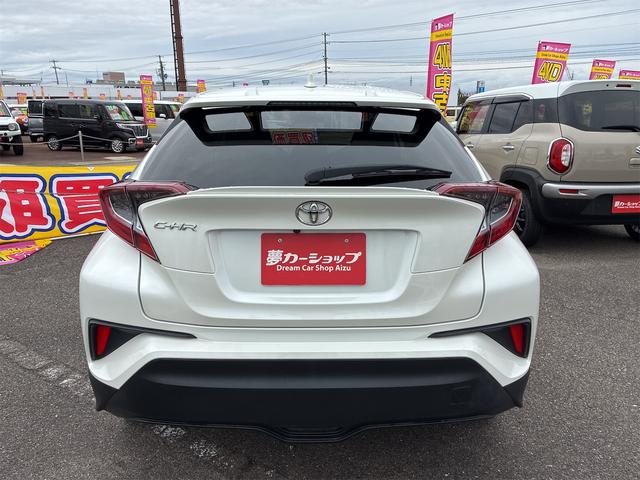 Ｃ－ＨＲ Ｓ－Ｔ　ＬＥＤエディション　４ＷＤ　オートクルーズコントロール　レーンアシスト　衝突被害軽減システム　オートマチックハイビーム　ＬＥＤヘッドランプ　アルミホイール　スマートキー　電動格納ミラー　ＣＶＴ　盗難防止システム（4枚目）