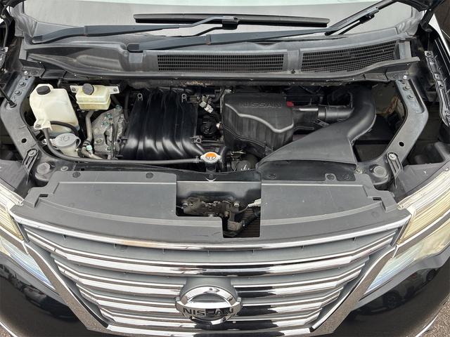 セレナ 　クリアランスソナー　オートクルーズコントロール　レーンアシスト　衝突被害軽減システム　両側電動スライドドア　スマートキー　電動格納ミラー　後席モニター　３列シート　ＣＶＴ　アルミホイール　ＥＳＣ（21枚目）