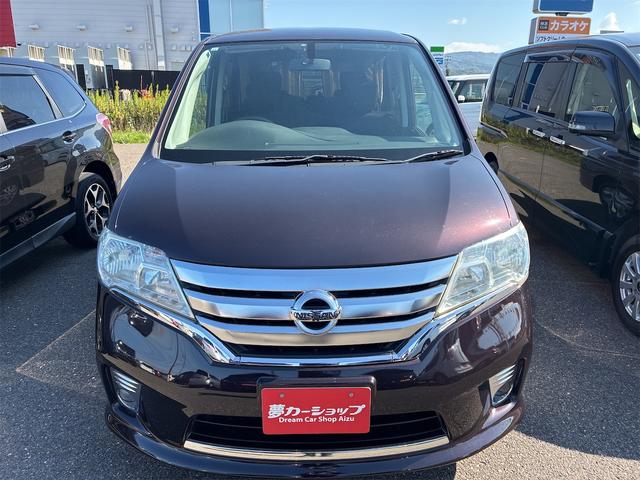 セレナ ハイウェイスター 4WD ETC オートクルーズコントロール 両側電動スライドドア スマートキー アイドリングストップ 電動格納ミラー 3列シート CVT アルミホイール 盗難防止システム 衝突安全ボディ ABS(3枚目)