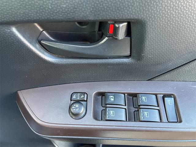 ルーミー X S 4WD バックカメラ 両側スライド・片側電動 クリアランスソナー 衝突被害軽減システム アルミホイール オートマチックハイビーム オートライト スマートキー アイドリングストップ 電動格納ミラー(16枚目)