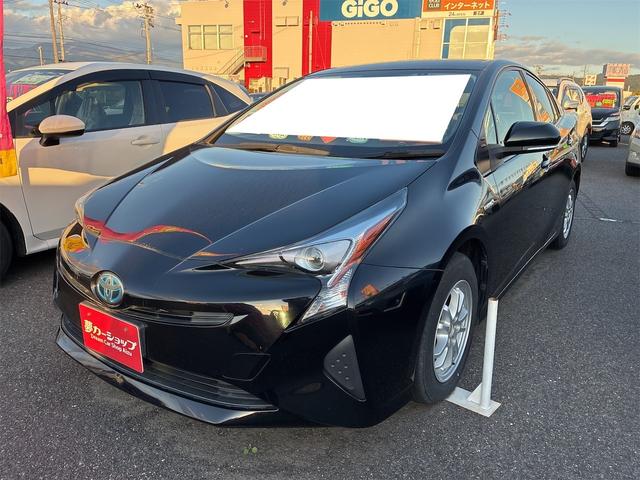 プリウス Ｓ　４ＷＤ　ＥＴＣ　レーンアシスト　オートクルーズコントロール　バックカメラ　アルミホイール　オートマチックハイビーム　オートライト　ＬＥＤヘッドランプ　ＣＶＴ　スマートキー　アイドリングストップ（2枚目）