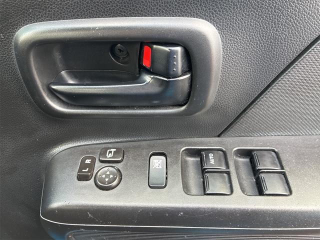 ワゴンR ハイブリッドFX レーンアシスト 衝突被害軽減システム スマートキー アイドリングストップ 電動格納ミラー シートヒーター ベンチシート CVT 盗難防止システム ABS ESC CD ミュージックプレイヤー接続可(17枚目)