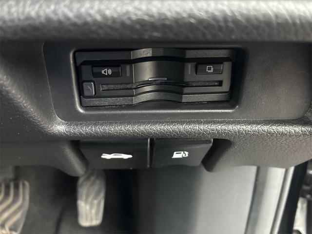 �A���~�z�C�[���@�^�C���̔̔������M�������āA�������߂��܂��X�^�b�h���X�^�C���̂����k�����X���ӔC�������Ă���Ă������܂��B