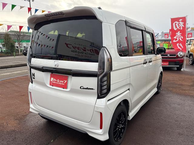 Ｎ－ＢＯＸカスタム Ｌ　スタイル＋ブラック　４ＷＤ　ＥＴＣ　両側電動スライドドア　クリアランスソナー　オートクルーズコントロール　レーンアシスト　衝突被害軽減システム　オートライト　ＬＥＤヘッドランプ　スマートキー　アイドリングストップ（4枚目）