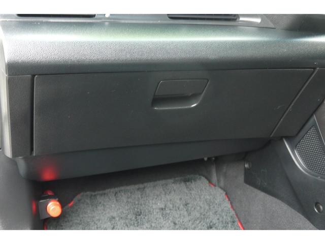 ＣＲ－Ｚ αマスターレーベル　６速ＭＴ　後期モデル　スカイルーフ　無限グリル　クルーズコントロール　バックカメラ　Ｂｌｕｅｔｏｏｔｈ対応社外メモリーナビ　フォグランプ　ＨＩＤヘッドライト　１７インチ純正アルミ　ヒーテッドドアミラー（33枚目）