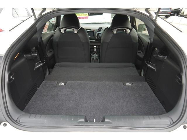 ＣＲ－Ｚ αマスターレーベル　６速ＭＴ　後期モデル　スカイルーフ　無限グリル　クルーズコントロール　バックカメラ　Ｂｌｕｅｔｏｏｔｈ対応社外メモリーナビ　フォグランプ　ＨＩＤヘッドライト　１７インチ純正アルミ　ヒーテッドドアミラー（36枚目）
