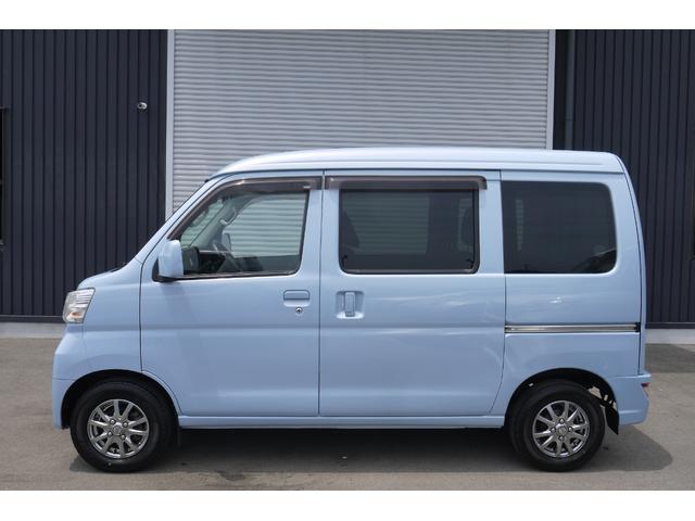 ピクシスバン クルーズ　ＳＡＩＩＩ　４ＷＤ　後期モデル　ハイルーフ　衝突軽減ブレーキ　車線逸脱警報　リアコーナーセンサー　オートハイビーム　リアヒーター　パワーウインドウ　キーレス　両側スライド　ＣＤ　ＡＭ／ＦＭ　アイドリングストップ（4枚目）