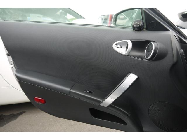 フェアレディＺ ベースグレード　トミーカイラコンプリート　６ＭＴ　トミーカイラエキマニ　トミーカイラオリジナル６ＰＯＤキャリパー　トミーカイラＰｒｏＲ１９インチ鍛造アルミ　トミーカイラフロントエアロ・サイドディフューザー（49枚目）