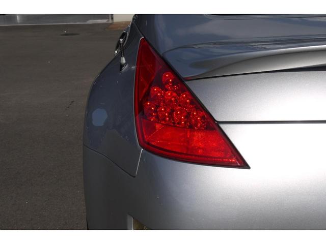 フェアレディＺ ベースグレード　トミーカイラコンプリート　６ＭＴ　トミーカイラエキマニ　トミーカイラオリジナル６ＰＯＤキャリパー　トミーカイラＰｒｏＲ１９インチ鍛造アルミ　トミーカイラフロントエアロ・サイドディフューザー（58枚目）