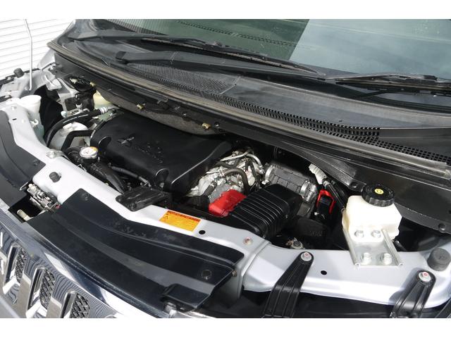 デリカＤ：５ Ｄ　パワーパッケージ　４ＷＤ　ディーゼルターボ　フリップダウンモニター　両側パワースライドドア　前席２脚シートヒーター　クルーズコントロール　パドルシフト　ステアリングスイッチ　純正９インチメモリーナビ　８人乗り　Ｂカメラ（23枚目）