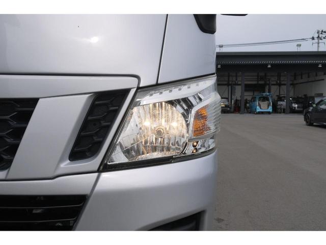 NV350キャラバンバン ロングDXターボ 4WD ディーゼルターボ 低床 リアヒーター プライバシーガラス 両側スライドドア Bluetooth対応純正メモリーナビ ハンズフリー バックカメラ キーレス 社外ブラックホイールキャップ(38枚目)