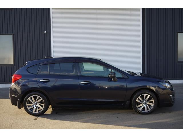 インプレッサスポーツ ２．０ｉアイサイト　プラウドエディション　４ＷＤ　アイサイト　後期モデル　レーダークルーズコントロール　パワーシート　左右独立温度調整機能付オートエアコン　純正１６インチアルミホイール　社外ＨＤＤナビ　オートライト　ＨＩＤヘッドライト　ＥＴＣ（7枚目）