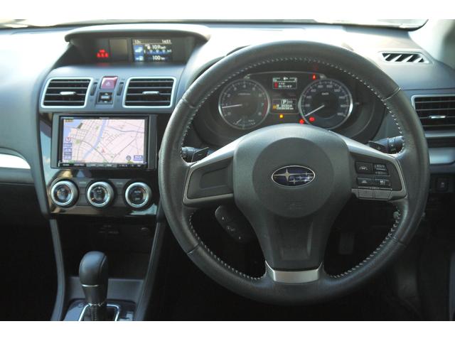 インプレッサスポーツ ２．０ｉアイサイト　プラウドエディション　４ＷＤ　アイサイト　後期モデル　レーダークルーズコントロール　パワーシート　左右独立温度調整機能付オートエアコン　純正１６インチアルミホイール　社外ＨＤＤナビ　オートライト　ＨＩＤヘッドライト　ＥＴＣ（10枚目）