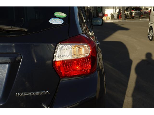 インプレッサスポーツ ２．０ｉアイサイト　プラウドエディション　４ＷＤ　アイサイト　後期モデル　レーダークルーズコントロール　パワーシート　左右独立温度調整機能付オートエアコン　純正１６インチアルミホイール　社外ＨＤＤナビ　オートライト　ＨＩＤヘッドライト　ＥＴＣ（19枚目）