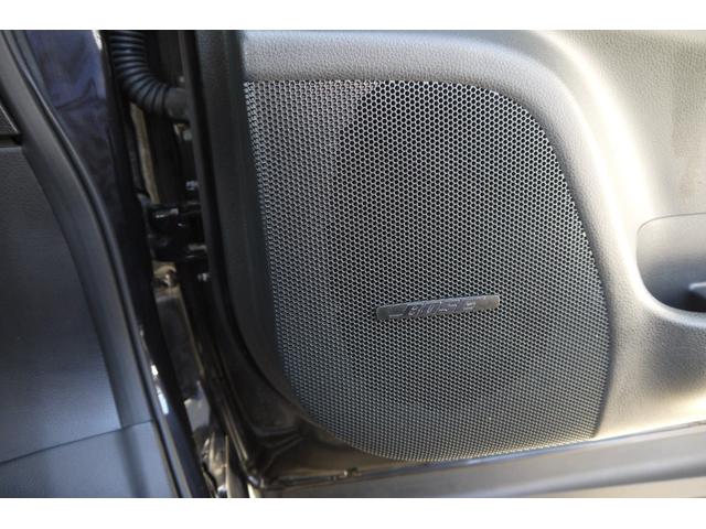 エルグランド ２５０ハイウェイスターＳ　アーバンクロム　４ＷＤ　ＢＯＳＥサウンドシステム　純正フリップダウンモニター　Ｆ＆Ｒクリアランスソナー　Ｂｌｕｅｔｏｏｔｈ対応純正ナビ　両側電動スライドドア　アラウンドビューモニター　ダブルオートエアコン　ＥＴＣ（17枚目）