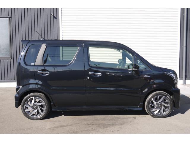 ワゴンＲスティングレー ハイブリッドＸ　リミテッド　２５周年記念車　ハイブリッド　セーフティサポート　アラウンドビューモニター　Ｂｌｕｅｔｏｏｔｈ対応純正メモリーナビ　前席２脚シートヒーター　レザーステアリング　ＬＥＤヘッドライト　ＬＥＤフォグランプ（7枚目）