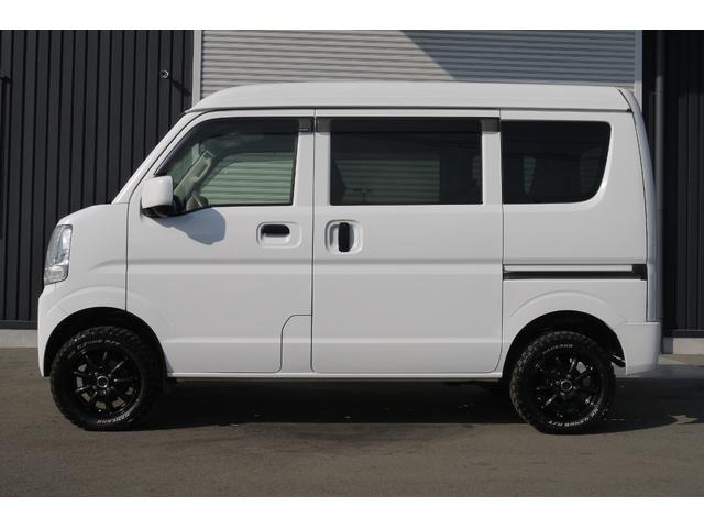 ＮＶ１００クリッパーバン ＧＸ　４ＷＤ　エマージェンシーブレーキ　ＬＥＤヘッドライト　Ｂｌｕｅｔｏｏｔｈ対応社外メモリーナビ　リアヒーター　オーバーヘッドシェルフ　社外１４インチアルミホイール　Ｍ／Ｔタイヤ　リフトアップ　ＥＴＣ（6枚目）