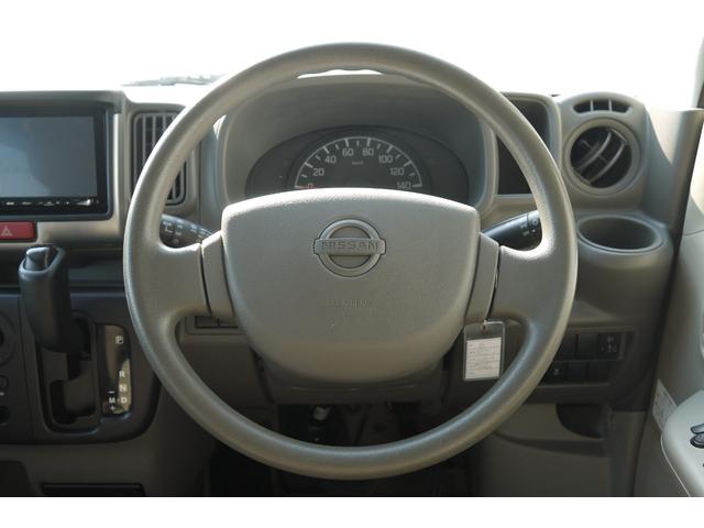 ＮＶ１００クリッパーバン ＧＸ　４ＷＤ　エマージェンシーブレーキ　ＬＥＤヘッドライト　Ｂｌｕｅｔｏｏｔｈ対応社外メモリーナビ　リアヒーター　オーバーヘッドシェルフ　社外１４インチアルミホイール　Ｍ／Ｔタイヤ　リフトアップ　ＥＴＣ（10枚目）