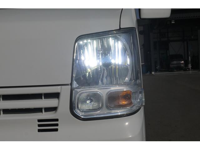 ＮＶ１００クリッパーバン ＧＸ　４ＷＤ　エマージェンシーブレーキ　ＬＥＤヘッドライト　Ｂｌｕｅｔｏｏｔｈ対応社外メモリーナビ　リアヒーター　オーバーヘッドシェルフ　社外１４インチアルミホイール　Ｍ／Ｔタイヤ　リフトアップ　ＥＴＣ（18枚目）