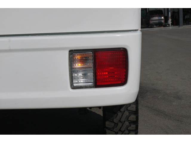 ＮＶ１００クリッパーバン ＧＸ　４ＷＤ　エマージェンシーブレーキ　ＬＥＤヘッドライト　Ｂｌｕｅｔｏｏｔｈ対応社外メモリーナビ　リアヒーター　オーバーヘッドシェルフ　社外１４インチアルミホイール　Ｍ／Ｔタイヤ　リフトアップ　ＥＴＣ（20枚目）