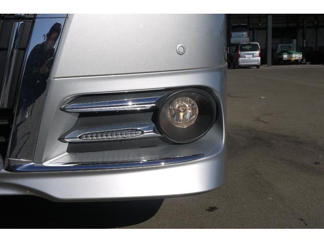 エスクァイア Ｘｉ　４ＷＤ　セーフティセンス　車いす仕様車スロープタイプ１　車いす固定装置２脚　両側パワースライドドア　フロントクリアランスソナー　Ｂｌｕｅｔｏｏｔｈ対応純正メモリーナビ　左右独立温度調整オートエアコン（24枚目）