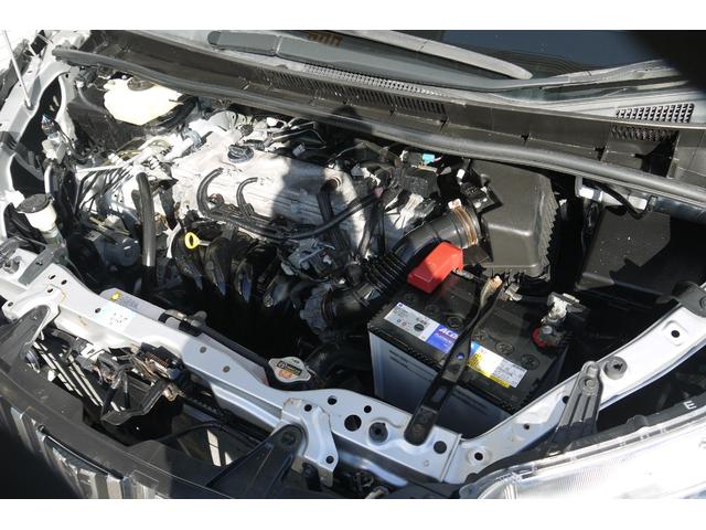 エスクァイア Ｘｉ　４ＷＤ　セーフティセンス　車いす仕様車スロープタイプ１　車いす固定装置２脚　両側パワースライドドア　フロントクリアランスソナー　Ｂｌｕｅｔｏｏｔｈ対応純正メモリーナビ　左右独立温度調整オートエアコン（32枚目）