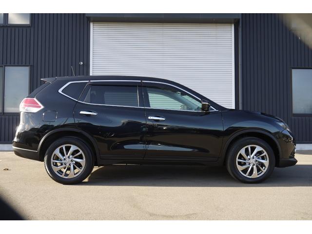 エクストレイル ２０Ｘｔｔ　エマージェンシーブレーキパッケージ　４ＷＤ　エマージェンシーブレーキ　アラウンドビューモニター　Ｆ＆Ｒクリアランスソナー　Ｂｌｕｅｔｏｏｔｈ対応純正ＳＤナビ　パワーリアゲート　前席２脚シートヒーター　クルーズコントロール　オートエアコン（7枚目）