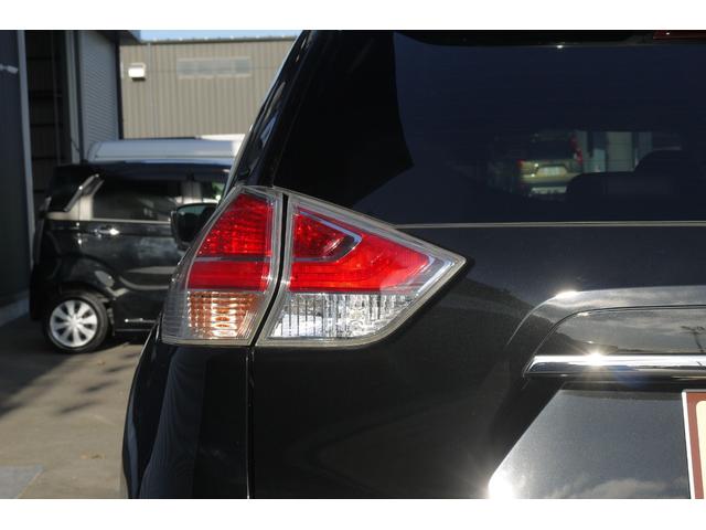 エクストレイル ２０Ｘｔｔ　エマージェンシーブレーキパッケージ　４ＷＤ　エマージェンシーブレーキ　アラウンドビューモニター　Ｆ＆Ｒクリアランスソナー　Ｂｌｕｅｔｏｏｔｈ対応純正ＳＤナビ　パワーリアゲート　前席２脚シートヒーター　クルーズコントロール　オートエアコン（21枚目）