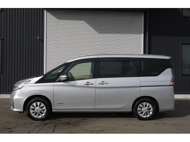 セレナ チェアキャブリフタータイプ 4WD 車いす仕様車 電動スライドリフト 固定装置1基 エマージェンシーブレーキ ハイブリッド 両側スライドドア クルーズコントロール オートエアコン リアエアコン オートライト バックカメラ(10枚目)