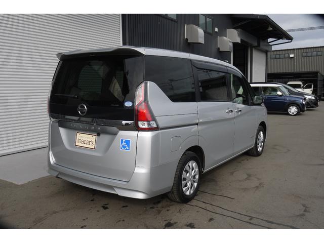 セレナ チェアキャブリフタータイプ 4WD 車いす仕様車 電動スライドリフト 固定装置1基 エマージェンシーブレーキ ハイブリッド 両側スライドドア クルーズコントロール オートエアコン リアエアコン オートライト バックカメラ(12枚目)