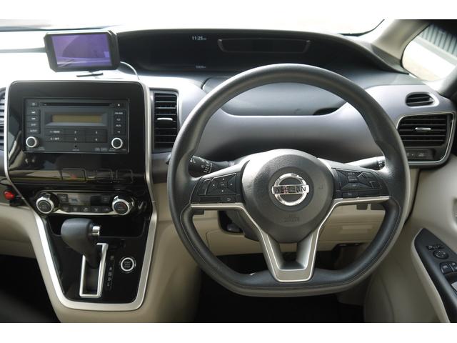 セレナ チェアキャブリフタータイプ 4WD 車いす仕様車 電動スライドリフト 固定装置1基 エマージェンシーブレーキ ハイブリッド 両側スライドドア クルーズコントロール オートエアコン リアエアコン オートライト バックカメラ(14枚目)