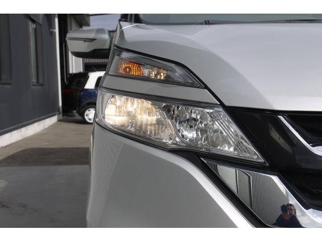 セレナ チェアキャブリフタータイプ 4WD 車いす仕様車 電動スライドリフト 固定装置1基 エマージェンシーブレーキ ハイブリッド 両側スライドドア クルーズコントロール オートエアコン リアエアコン オートライト バックカメラ(17枚目)