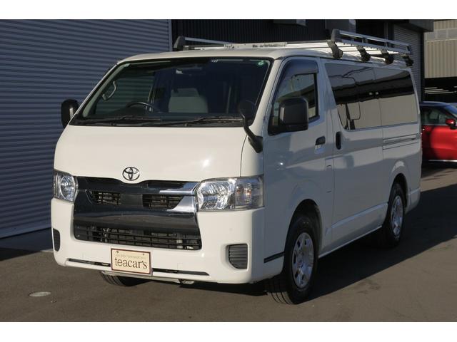 ハイエースバン ロングDX GLパッケージ 4WD ディーゼルターボ セーフティセンス 6人乗り 純正ルーフラック プライバシーガラス フロント&リアクリアランスソナー Bluetooth対応純正メモリーナビ オートライト バックカメラ ETC(5枚目)