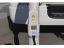 ロングＤＸ　ハイルーフ　４ＷＤ　後期モデル　ディーゼルターボ　車いす仕様車　Ｂタイプ１０人乗り　車いす電動スライドリフト付　車いす固定装置２脚　左スライドドア連動オートサイドステップ　リアヒーター　リモコンキー（11枚目）