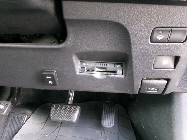 プリウス S 4WD☆モデリスタフルエアロ☆純正8インチナビフルセグTV♪バックカメラ☆ビルトインETC☆ドライブレコーダー☆レーダークルーズコントロール☆LEDライト☆リアスモークフィルム☆シートカバー☆(31枚目)