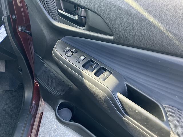 ソリオ Ｇ　２型　４ＷＤ　ナビ　ドラレコ　オートライト　Ｂｌｕｅｔｏｏｔｈ　スライドドア　純正ナビ　プッシュスタート　シートヒーター　オートエアコン　スズキセーフティーサポート　４ＷＤ　衝突被害軽減システム　アイドリングストップ（19枚目）