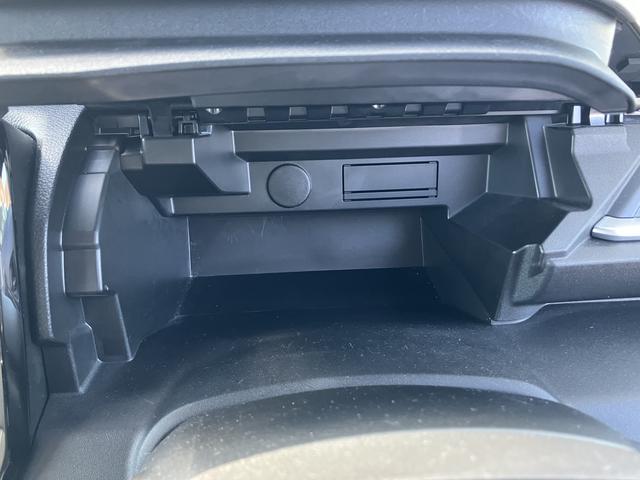 ソリオ Ｇ　２型　４ＷＤ　ナビ　ドラレコ　オートライト　Ｂｌｕｅｔｏｏｔｈ　スライドドア　純正ナビ　プッシュスタート　シートヒーター　オートエアコン　スズキセーフティーサポート　４ＷＤ　衝突被害軽減システム　アイドリングストップ（25枚目）