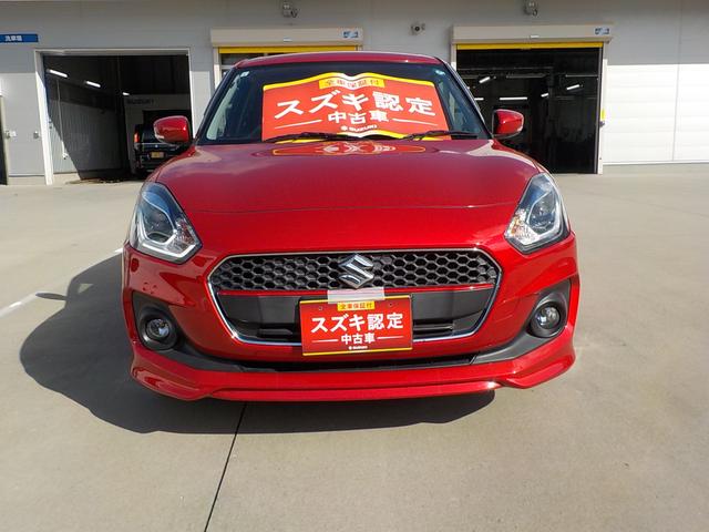 スイフト ＨＹＢＲＩＤ　ＲＳ　ＺＣ５３Ｓ．ＺＤ５３Ｓ　４ＷＤ　ナビ　オートライト　ナビ　プッシュスタート　シートヒーター　オートエアコン　スズキセーフティーサポート　４ＷＤ　衝突被害軽減システム　アイドリングストップ　横滑り防止機能　衝突安全ボディ　盗難防止システム（3枚目）