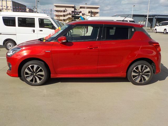 スイフト ＨＹＢＲＩＤ　ＲＳ　ＺＣ５３Ｓ．ＺＤ５３Ｓ　４ＷＤ　ナビ　オートライト　ナビ　プッシュスタート　シートヒーター　オートエアコン　スズキセーフティーサポート　４ＷＤ　衝突被害軽減システム　アイドリングストップ　横滑り防止機能　衝突安全ボディ　盗難防止システム（9枚目）