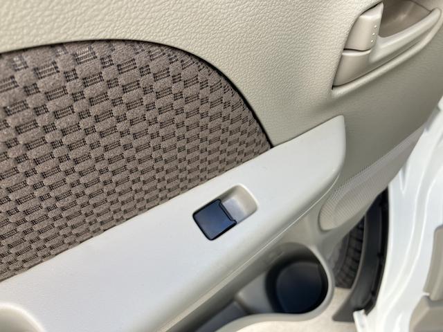 リヤドアパワーウインドスイッチ