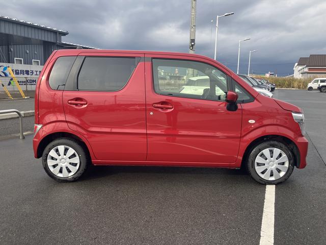 ワゴンＲ ＦＸ　４型　４ＷＤ　ＣＤオーディオ　オートライト　プッシュスタート　シートヒーター　オートエアコン　スズキセーフティーサポート　４ＷＤ　衝突被害軽減システム　アイドリングストップ　横滑り防止機能　衝突安全ボディ（8枚目）