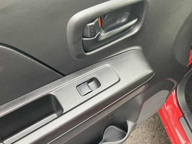 ワゴンＲ ＦＸ　４型　４ＷＤ　ＣＤオーディオ　オートライト　プッシュスタート　シートヒーター　オートエアコン　スズキセーフティーサポート　４ＷＤ　衝突被害軽減システム　アイドリングストップ　横滑り防止機能　衝突安全ボディ（36枚目）