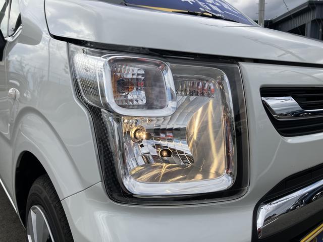 ワゴンＲ ＦＸ　４型　４ＷＤ　ＣＶＴ　ＣＤオーディオ　オートライト　プッシュスタート　シートヒーター　スズキセーフティーサポート　４ＷＤ　衝突被害軽減システム　アイドリングストップ　横滑り防止機能　衝突安全ボディ（10枚目）