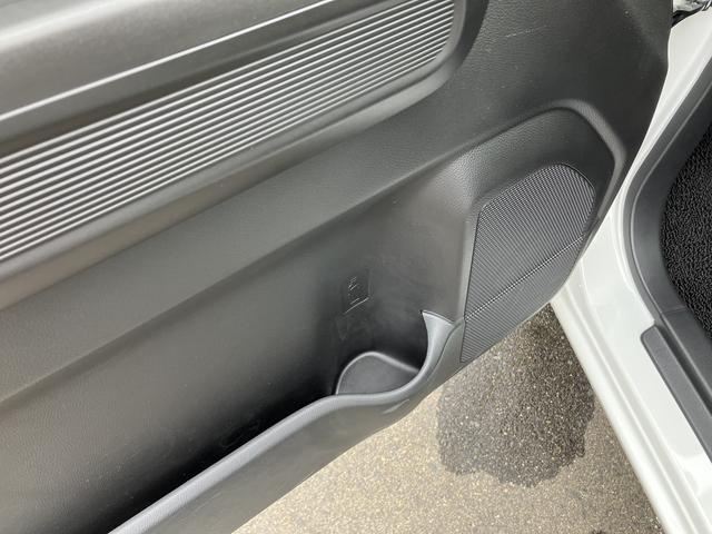 ワゴンＲ ＦＸ　４型　４ＷＤ　ＣＶＴ　ＣＤオーディオ　オートライト　プッシュスタート　シートヒーター　スズキセーフティーサポート　４ＷＤ　衝突被害軽減システム　アイドリングストップ　横滑り防止機能　衝突安全ボディ（34枚目）