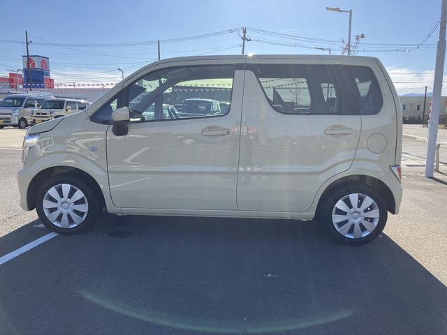 ワゴンＲ ＦＸ　４型　４ＷＤ　ＣＤオーディオ　オートライト　プッシュスタート　シートヒーター　オートエアコン　スズキセーフティーサポート　４ＷＤ　衝突被害軽減システム　アイドリングストップ　横滑り防止機能　衝突安全ボディ（11枚目）