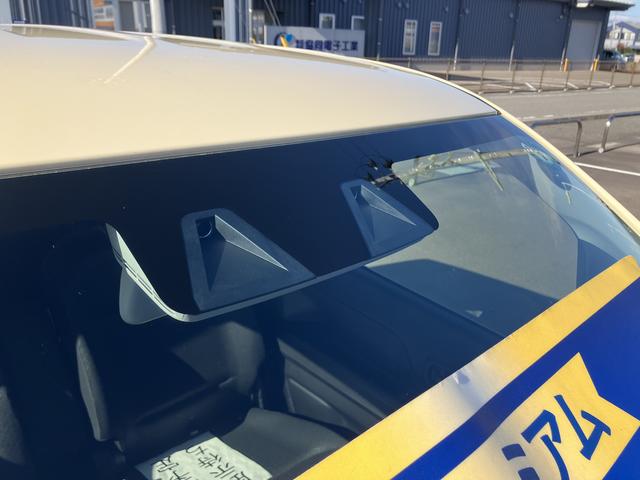 ワゴンＲ ＦＸ　４型　４ＷＤ　ＣＤオーディオ　オートライト　プッシュスタート　シートヒーター　オートエアコン　スズキセーフティーサポート　４ＷＤ　衝突被害軽減システム　アイドリングストップ　横滑り防止機能　衝突安全ボディ（12枚目）