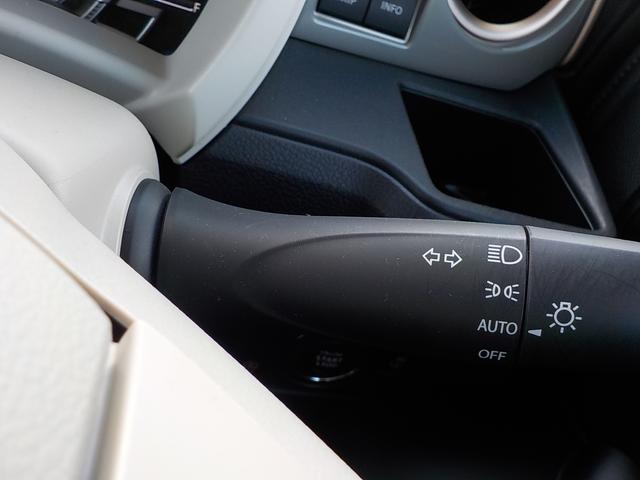 ���C�g�̃X�C�b�`���`�t�s�n�ɐݒ肷��ƁA���͂̈Â��ɉ����ăX���[�������v�A�w�b�h�����v�̂n�m�^�n�e�e�������Œ������܂�