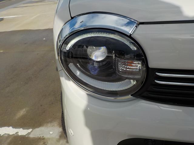 �w�b�h���C�g�͂k�d�c�o���u�ł��B